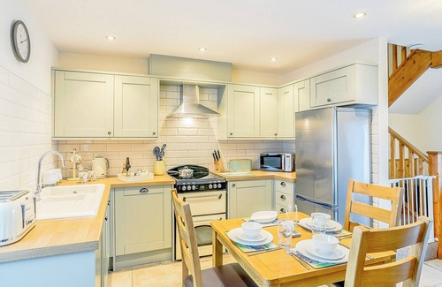 Dunford Bridge Cottage | 2 bedroom accommodation in Don View, near Dunford Bridge