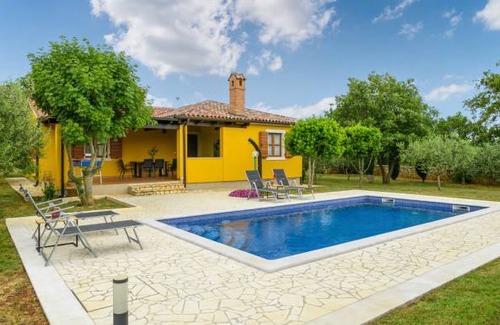 Cokuni House | 2 bedroom accommodation in Cokuni
