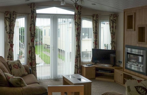 Towyn House | 2 bedroom accommodation in Towyn, Conwy