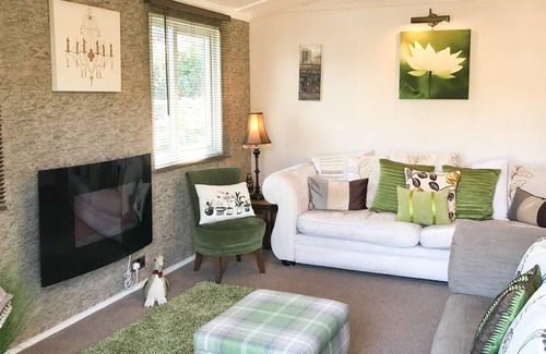 Frodsham House | 2 bedroom accommodation in Frodsham, Nr Chester