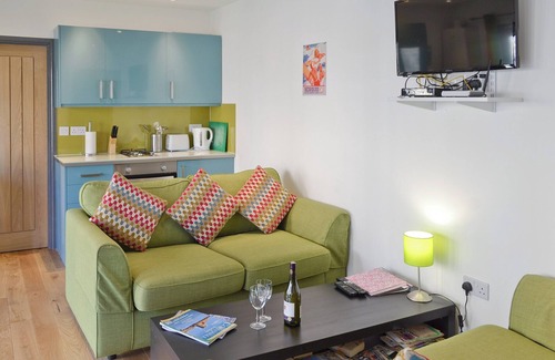 Germoe Cottage | 2 bedroom accommodation in Praa Sands, near Penzance