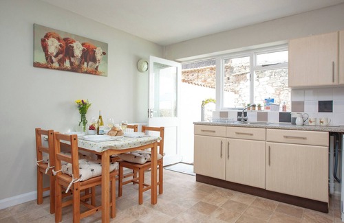 Dawlish Cottage | 2 bedroom accommodation in Dawlish