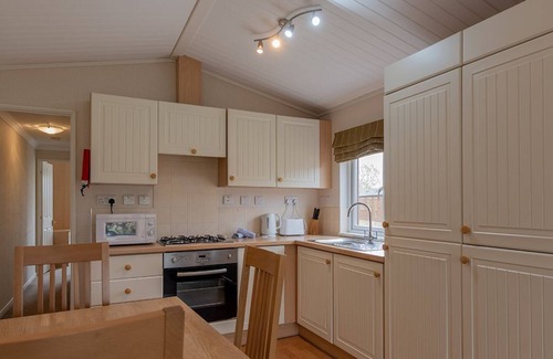 Yaxham Cabin | 2 bedroom accommodation in Yaxham, Dereham