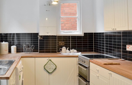 Wyke Regis Cottage | 2 bedroom accommodation in Wyke Regis, near Weymouth