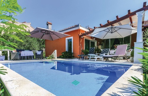 Srinjine House | 2 bedroom accommodation in Srinjine