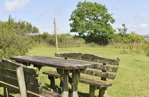 Saint Kew Cottage | 2 bedroom accommodation in St Endellion, near Port Isaac