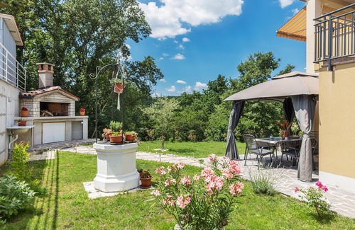 Snasici Apartment | 2 bedroom accommodation in Labin