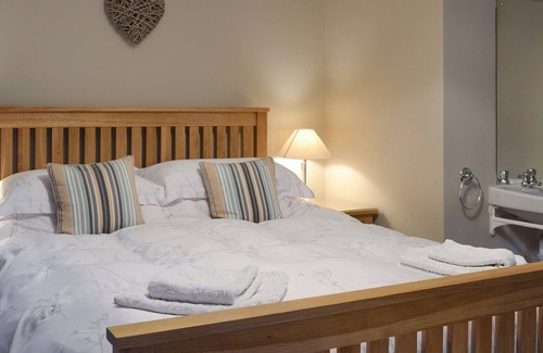 Hutton le Hole Cottage | 2 bedroom accommodation in Hutton-le-Hole, near Kirkbymoorside