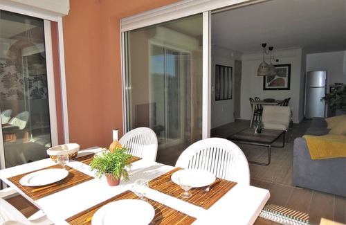 Sainte-Maxime City Centre Apartment | 2 Bedroom Apartment - Sea view - 150m from the beach