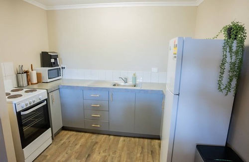 South Hedland Apartment | 2-bedroom apartment in charming South Hedland with AC, WiFi