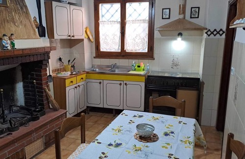 Semproniano Apartment | 2 bedroom apartment in Semproniano