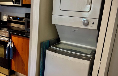 North Beach Apartment | 2-bedroom apartment in delightful Jacksonville with AC, fitness room, WiFi