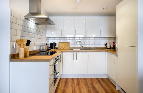 Salford Apartment | 2-Bedroom Apartment | At Vibrant Salford Quays