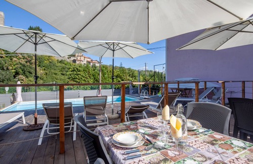 Tresana Apartment | 2 Bedroom Apartment in Tresana