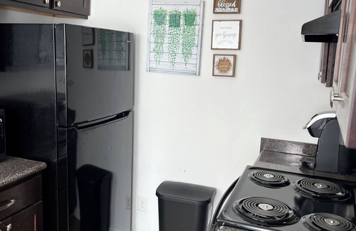 Columbia Apartment | 2-bedroom apartment in charming Columbia with AC, WiFi. Relax and enjoy
