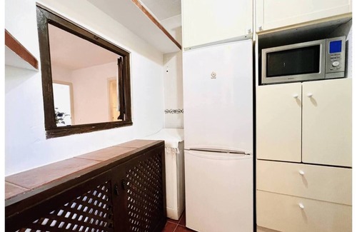 Peniscola Apartment | 2-bedroom apartment with AC, private garden, next to calas and natural park