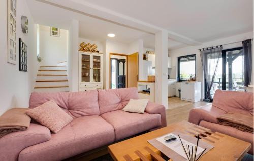 Duga Resa House | 2 Bedroom Awesome Home In Donji Zvecaj