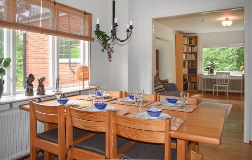Vaxjo Municipality House | 2 Bedroom Awesome Home In Växjö