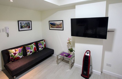 Don Bosco Apartment | 2-Bedroom Beach View @ Maui 914