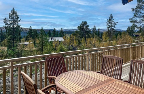 Sor-Fron House | 2 bedroom beautiful home in Gålå