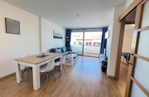 Llanca Apartment | 2-bedroom brand new apartment steps from the beach