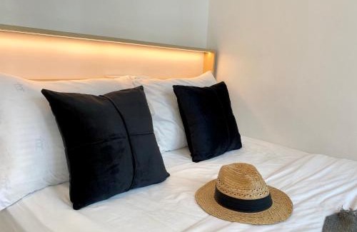 Bel-Air Apartment | 2 Bedroom Condo in Jazz Makati