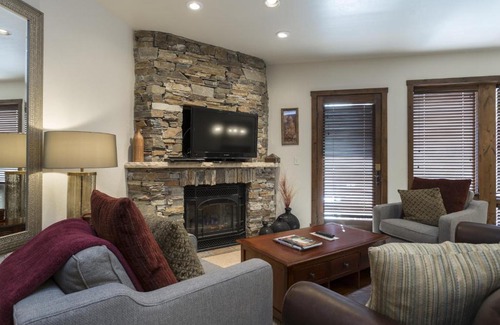 Deer Valley Apartment | 2 Bedroom Condo with Spa - Silver Baron Lodge condo