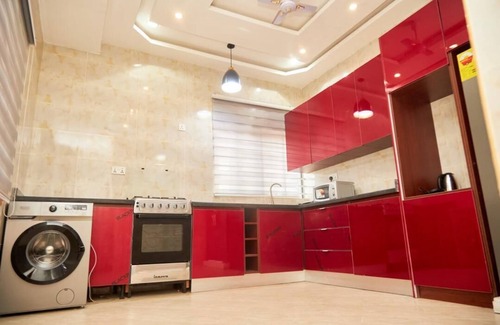 Dansoman Apartment | 2-bedroom corporate apartment in enjoyable Accra with AC, WiFi