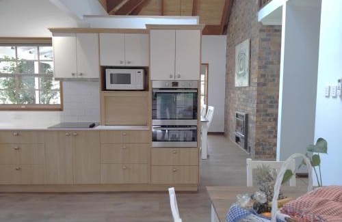 North Maleny House | 2 Bedroom Cottage with Private Garden