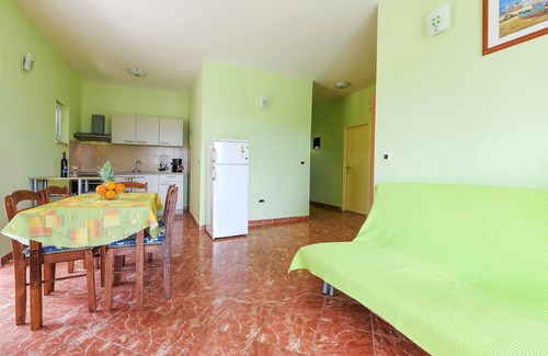 Ugljan Apartment | 2 bedroom cozy apartment in Ugljan