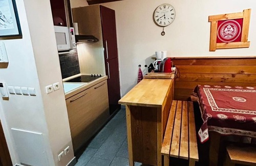 Monetier-les-Bains Apartment | 2-bedroom apartment at the foot of the slopes with heated pool
