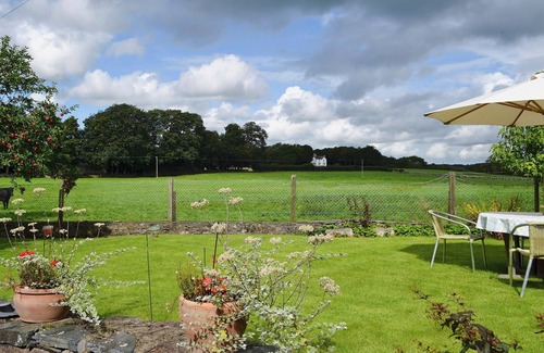 Llanfairpwllgwyngyll Cottage | 2 bedroom accommodation in Dwyran, near Llanfairpwllgwyngyll