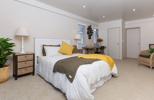Waihi Beach Apartment | 2 bedroom ground floor apartment