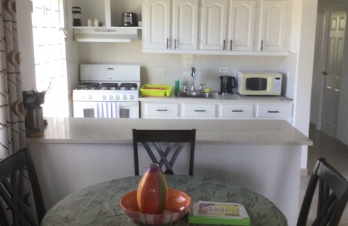Welches Villa | 2 Bedroom Holiday rental With Pool On The Southcoast