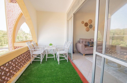 Diani Beach Apartment | 2-bedroom House - 3 Minutes to The Beach -Diani