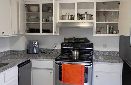 Sun Bay South House | 2-bedroom house in South Tampa with WiFi, AC Hammocks bikes and pet friendly!