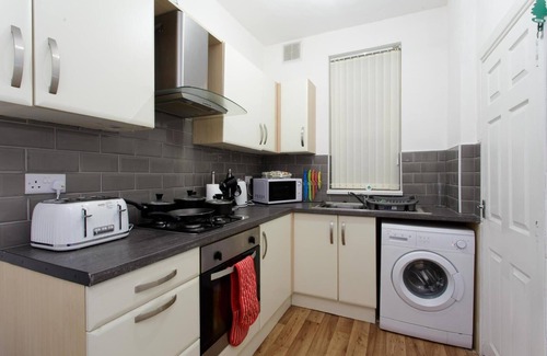 Harehills House | 2 bedroom house near the centre of Leeds