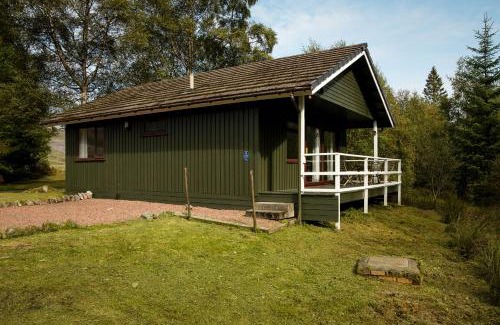 Crianlarich Ski Chalet | 2 bedroom lodge with free WiFi and mountain view