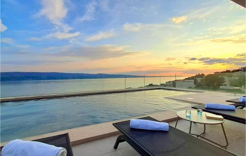 Stanici Apartment | 2 Bedroom Lovely Apartment In Stanici