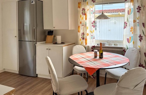Kungshamn House | 2 bedroom nice home in Kungshamn