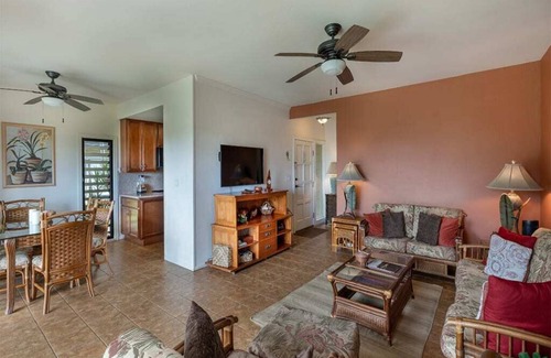 Lihue Condo | 2 Bedroom Ocean View w/Lanai – Kaha Lani 107