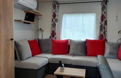 Marcilly-sur-Eure House | 2 bedroom private vacation home in marcilly-sur-eure