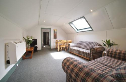 Soldiers Hill Apartment | 2 Bedroom Self Contained Apartment With Spa