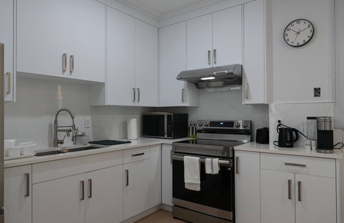 Burnaby House | 2-Bedroom Stay for Max 5 Guests-Near Vancouver