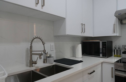 Burnaby House | 2-Bedroom Stay for Max 5 Guests-Near Vancouver