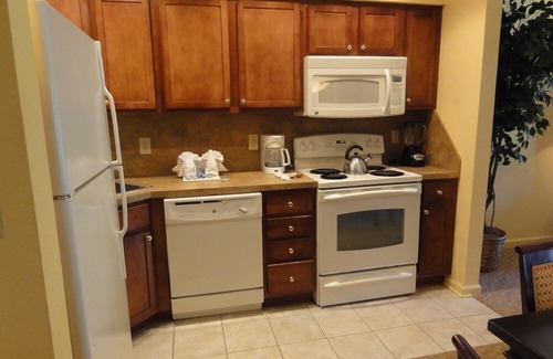 Williamsburg Resort | 2 Bedroom unit at Williamsburg Plantation