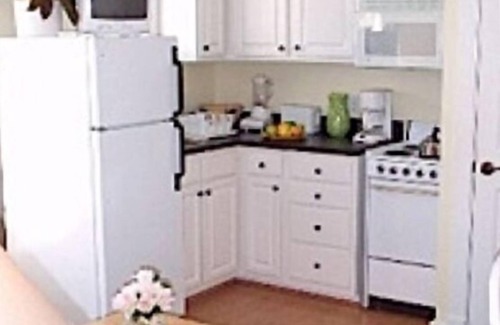 Williamsburg Resort | 2 Bedroom unit at Williamsburg Plantation