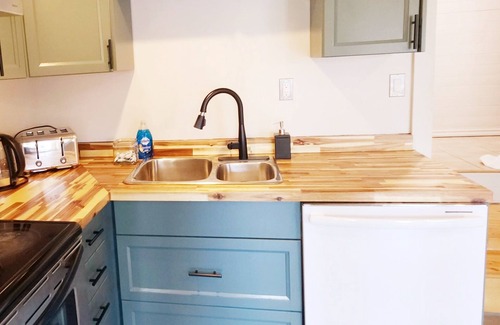 Lake Cowichan House | 2 bedroom waterfront with private dock in downtown Lake Cowichan!