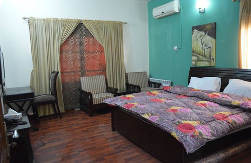Islamabad House | 2 Bedroom with extra single bed