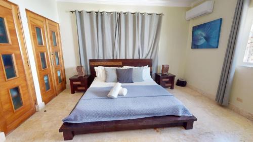 El Cortecito Apartment | 2 bedrooms, 2 bathrooms, steps from the beach.
